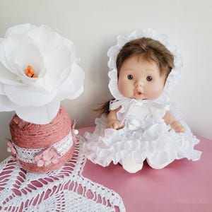 Conjunto de muñeca blanco hecho a mano: se adapta a muñecas Nines d&#39;Onil y Marina Pau de 10 pulgadas