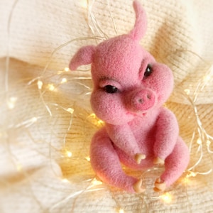 Needle felted pink pig, OOAK сute piglet, Easter gift for pig lovers