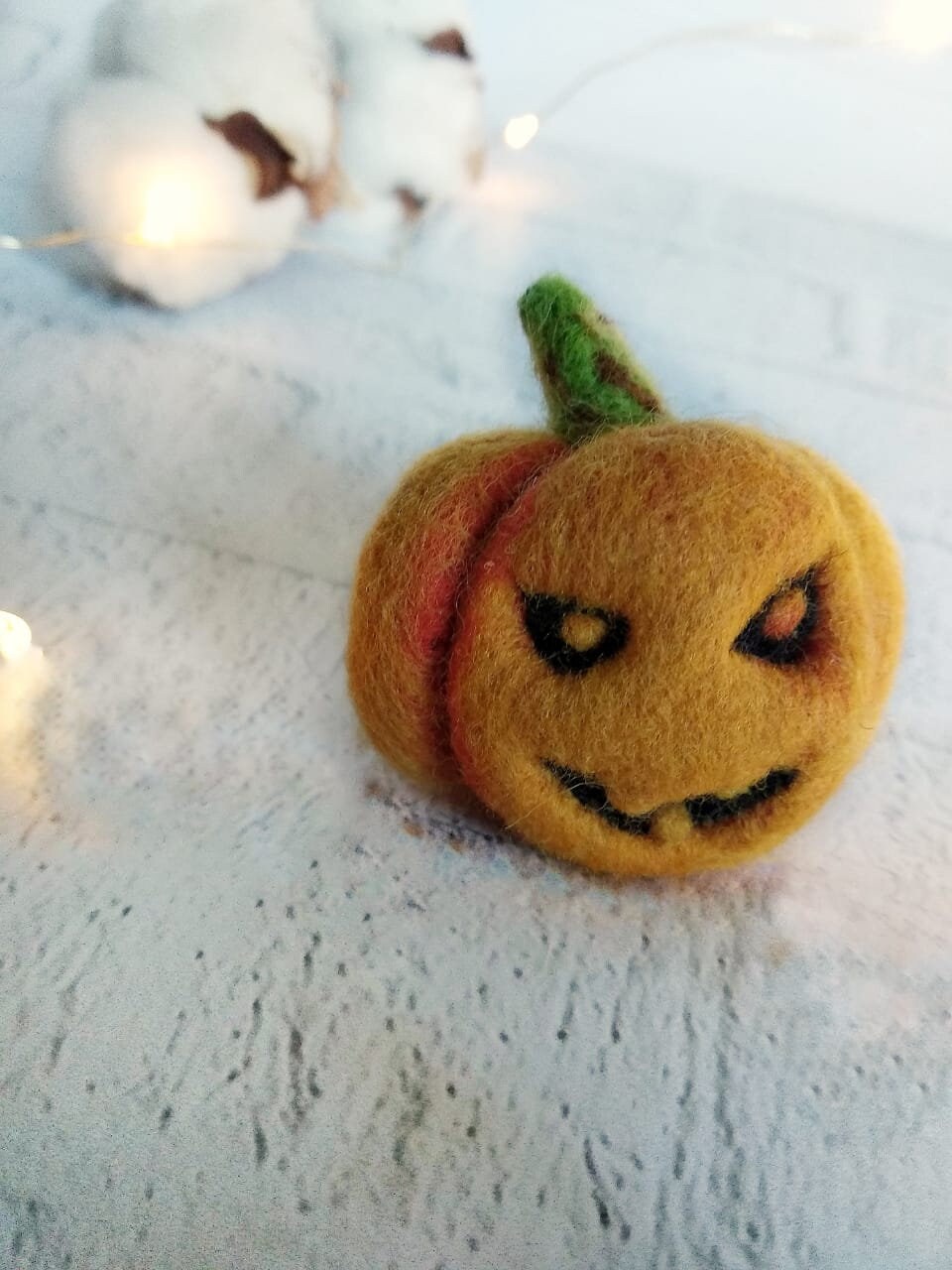 Jack O'Lantern pumpkin miniature, Felted burnt orange pumpkin as a perfect Halloween gift