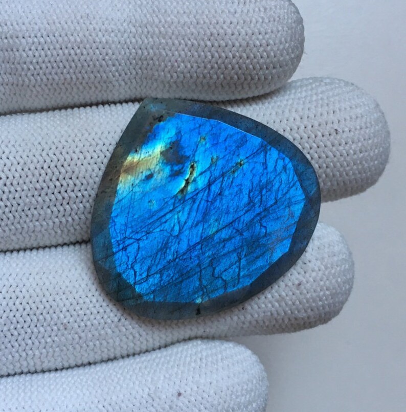 Low Price Multi Fire Labradorite Multi Fire Labradorite Faceted Loose Gemstone 49.60 Carat Heart Shape Best For Silver,Wire wrap Jewelry