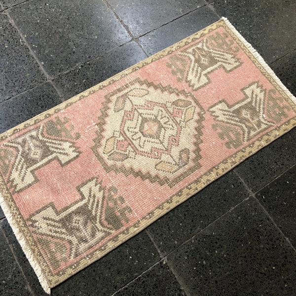 Pink Vintage Rugs Etsy