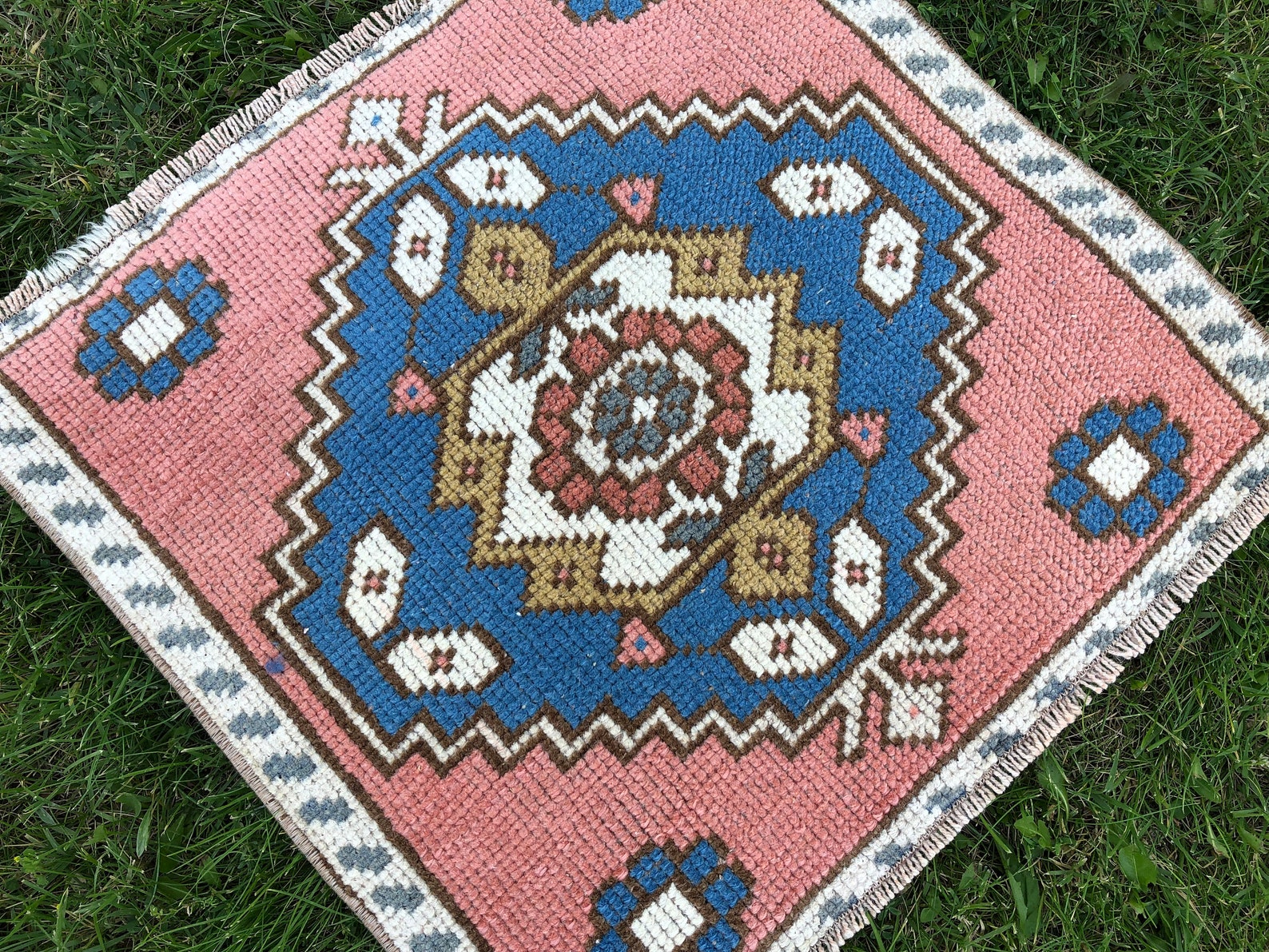 Square Bath Rug Turkish Small Rug Mini Vintage Rug Oushak Etsy