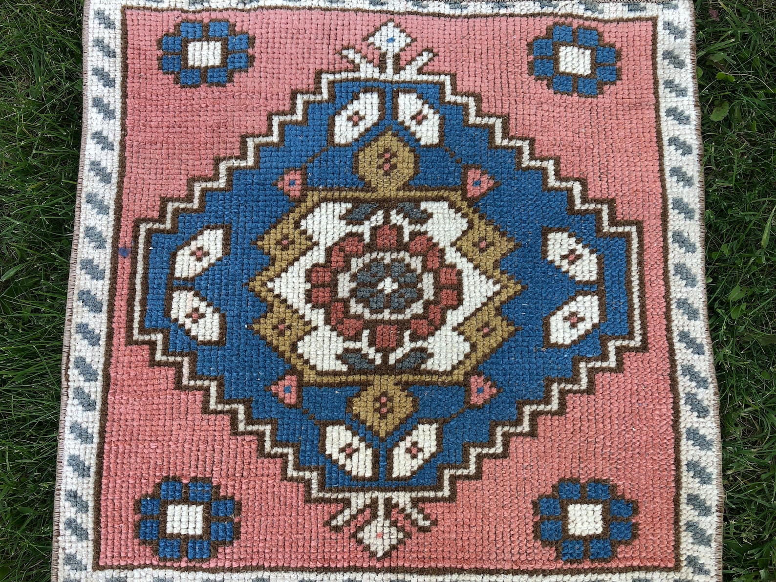 Square Bath Rug Turkish Small Rug Mini Vintage Rug Oushak Etsy