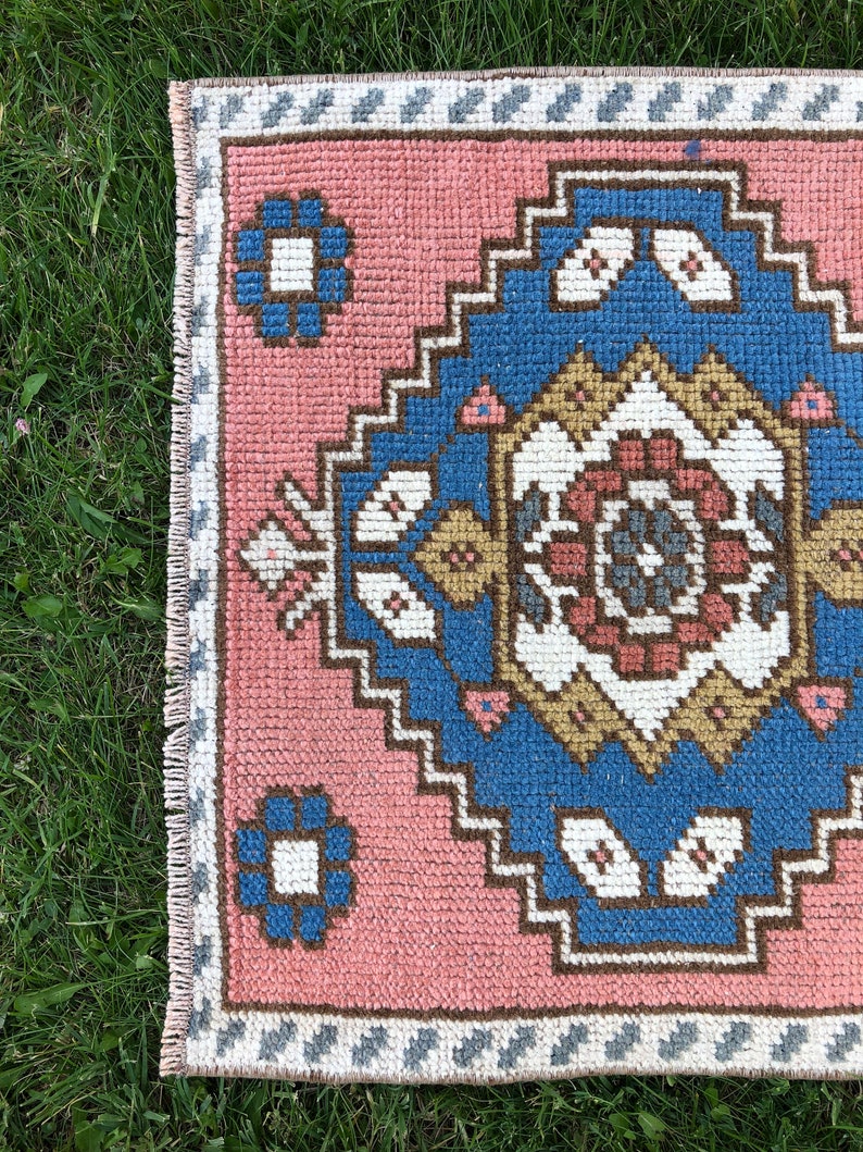 Square Bath Rug Turkish Small Rug Mini Vintage Rug Oushak Etsy