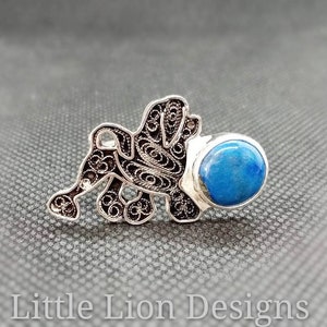 Anillo Lowchen con lapislázuli (anillo de perro de plata de ley con filigrana, regalo para, perro de exposición, löwchen, diseño de león pequeño)