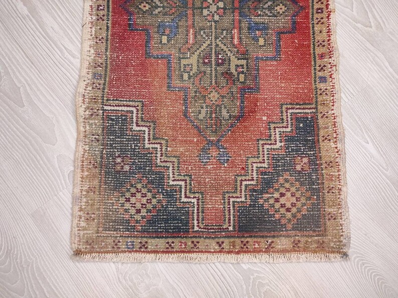 Small Oushak Rug Red Runner Rug Oriental Rug Handknotted Rug Small Entry Rug 1.9 x 3.4 ft Mini Wool Rug Small Vintage Rug