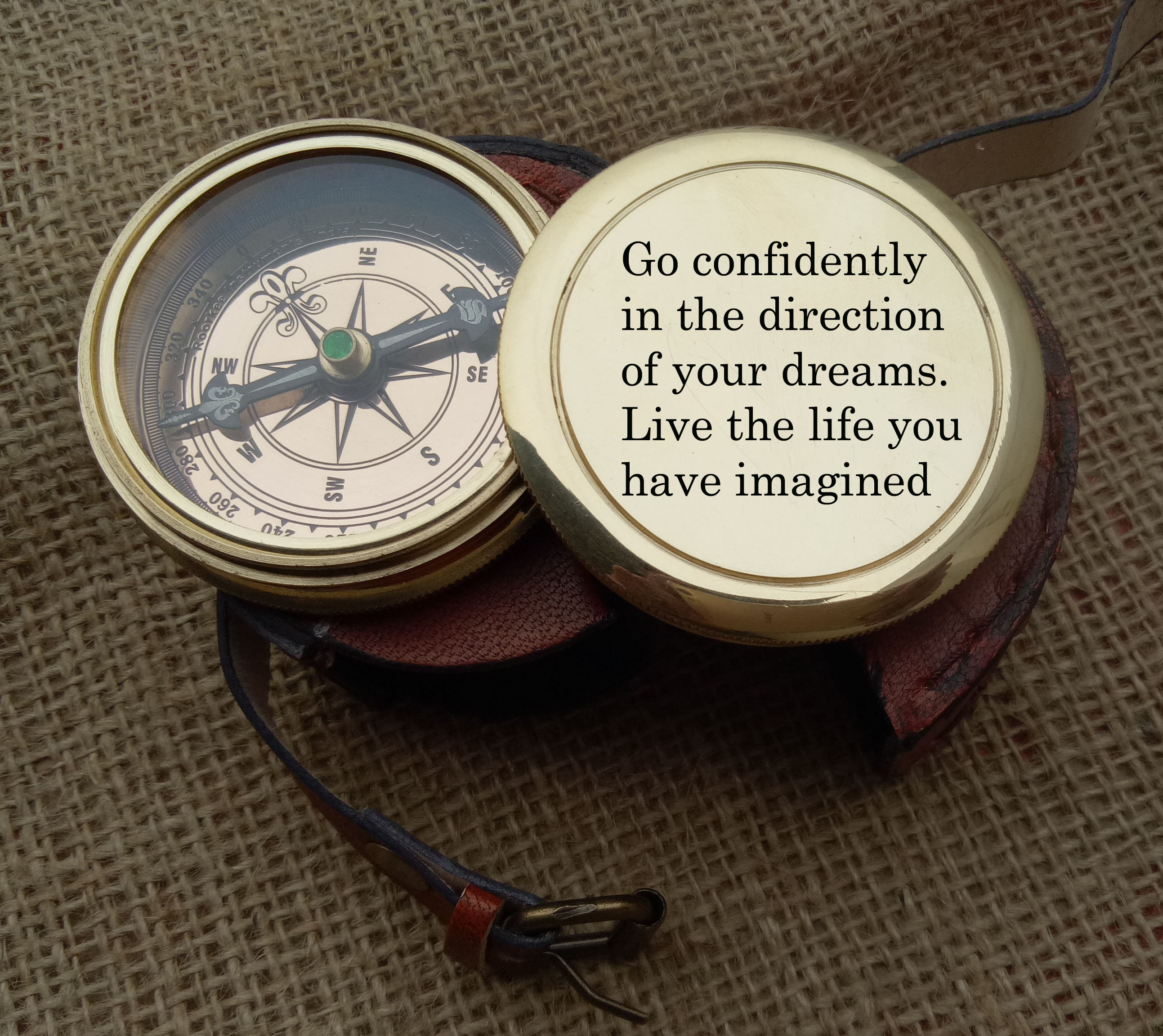 Brass Maritime Vintage Style Pocket Compass Nautical Strap w// Leather Case Decor