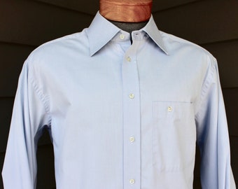 newer vintage -Eton- Men&#39;s long sleeve dress shirt. Bold spread collar. Cotton - Blue Pinpoint Oxford. Large - 16 1/2 - 42. Made in Sweden