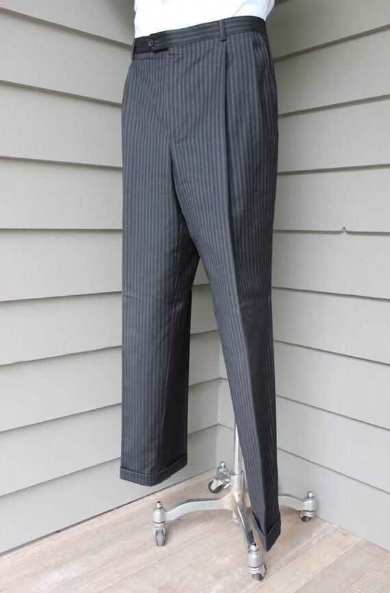 Newer burberry Men s Suit. SB 2 Button Jacket Pleat Front Pant W