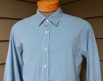newer vintage -Glanshirt- Long sleeve Seersucker shirt. Prussian Blue check - All Cotton. Made in Italy.  Extra Large - Fitted 44 / 17 1/2"