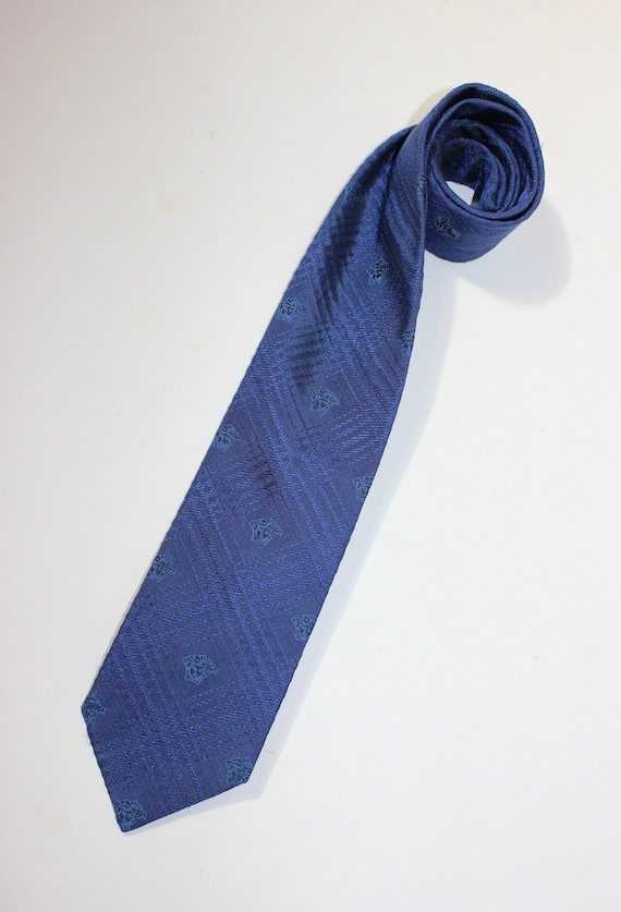 newer vintage -Versace- Men's neck tie. All Silk.… - image 1