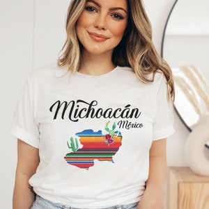 Michoacan Mexiko Shirt, Spanische Mexikanische Latina Frauen T-Shirt, Geschenke für mexikanische Frauen T-Shirt, Latina T-Shirt, Mexikanisches Shirt