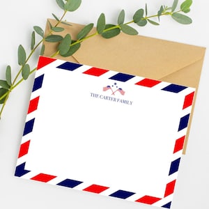Papeterie patriotique personnalisée | Cartes de correspondance personnalisées pour nom de famille | Design rouge, blanc et bleu de la poste aérienne | Cartes de correspondance sur le thème des États-Unis | 4 juillet