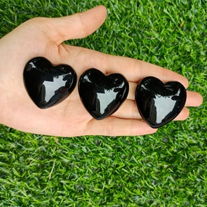 Schwarzes Obsidian Herz Puffy Groß 40mm (1.5")