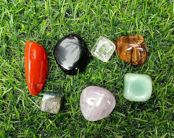 Seven Chakra Crystal Set with Lapis