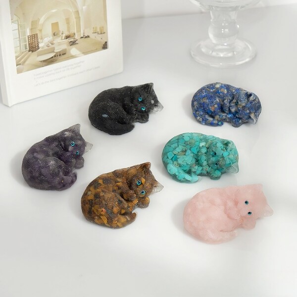 Crystal Cat Resin 3.3" (8-9cm)