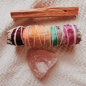 Pezzo di quarzo rosa grezzo