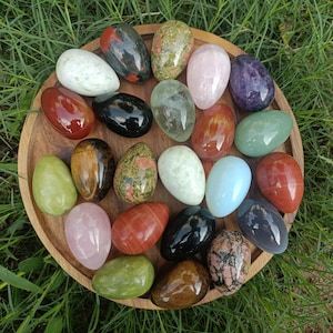 Large Crystal Eggs 45x30mm