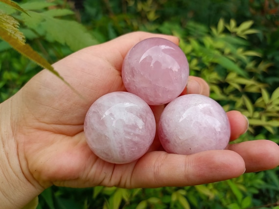 ローズクォーツ球 1.5インチ (30-40 mm) - Etsy 日本