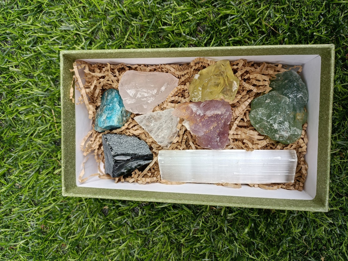Healing Crystals and Stones Gift Set of 8 - Etsy