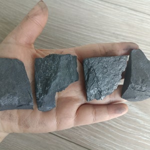Raw Shungite Chunk 30-50mm