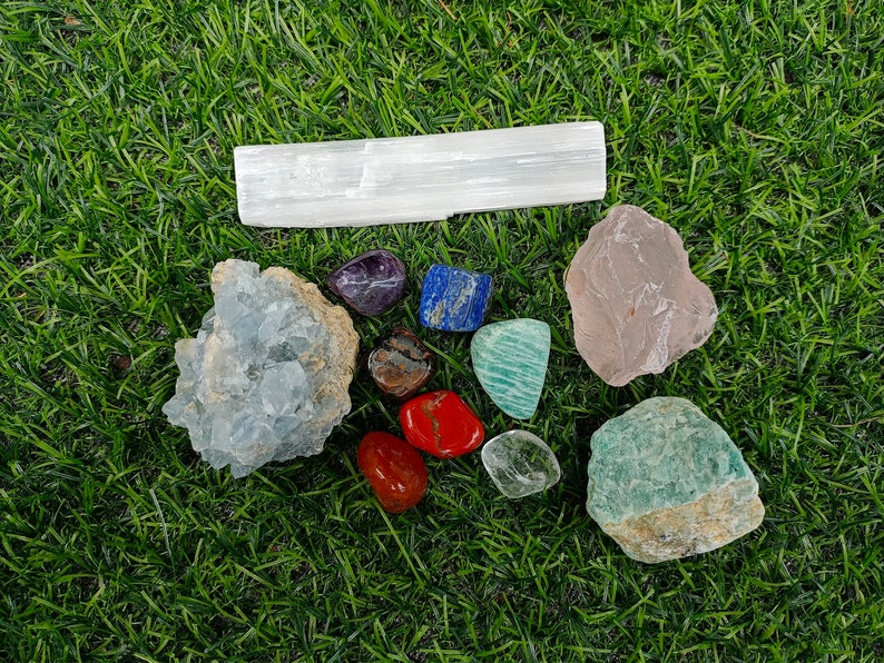 Healing Crystals and Stones Gift Set of 11 Etsy