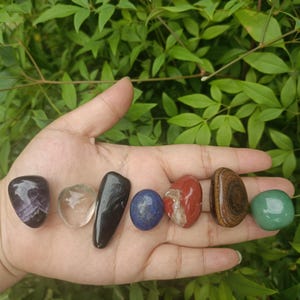 7 Chakra Crystal Set with Lapis