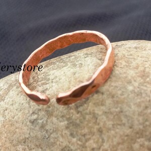 Adjustable Hammered Copper Toe Rings, Stackable toe Ring, Handmade foot rings, healing copper ring, arthritis jewelry, Minimalist Jewelry,