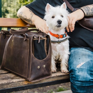 Leather pet carrier, Pet travel bag, Cat carrier bag, Dog travel bag, Dog tote bag carrier, Dog walking bag, Travel bag for dogs, Dog bag, Dog tote bag, Pet totes, Cat bag, Cat carrier, Pet bag, Pet carrier, Eco friendly leather pet carrier bag