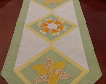 Hand Quilt Table Runner, Patchwork Table Topper with Tulip Pattern