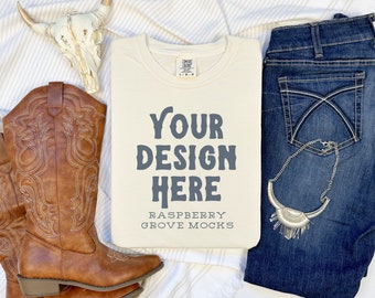 Cowgirl Mockup, Avorio Comfort Colori Mock up, Avorio C1717 Mockup piatto laico, Country Western Comfort Colori Mock up, Addio al nubilato Mockup