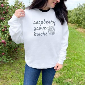 Comfort Colors Sweatshirt Mockup, White Comfort Colors 1566 Mockup, White 1566 Crewneck Mockup, Fall Sweatshirt Mock up, Outdoor Mock up