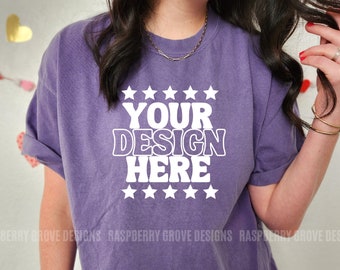 Mockup Comfort Colors Grape C1717 / Mockup Comfort Colors San Valentino Uva (viola) / Modello Mock up Comfort Colors T-shirt Grape 1717