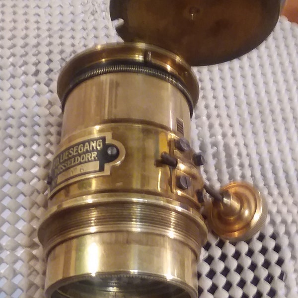 Ed. Liesegang Düsseldorf No 29076 Petzval Brass Lens