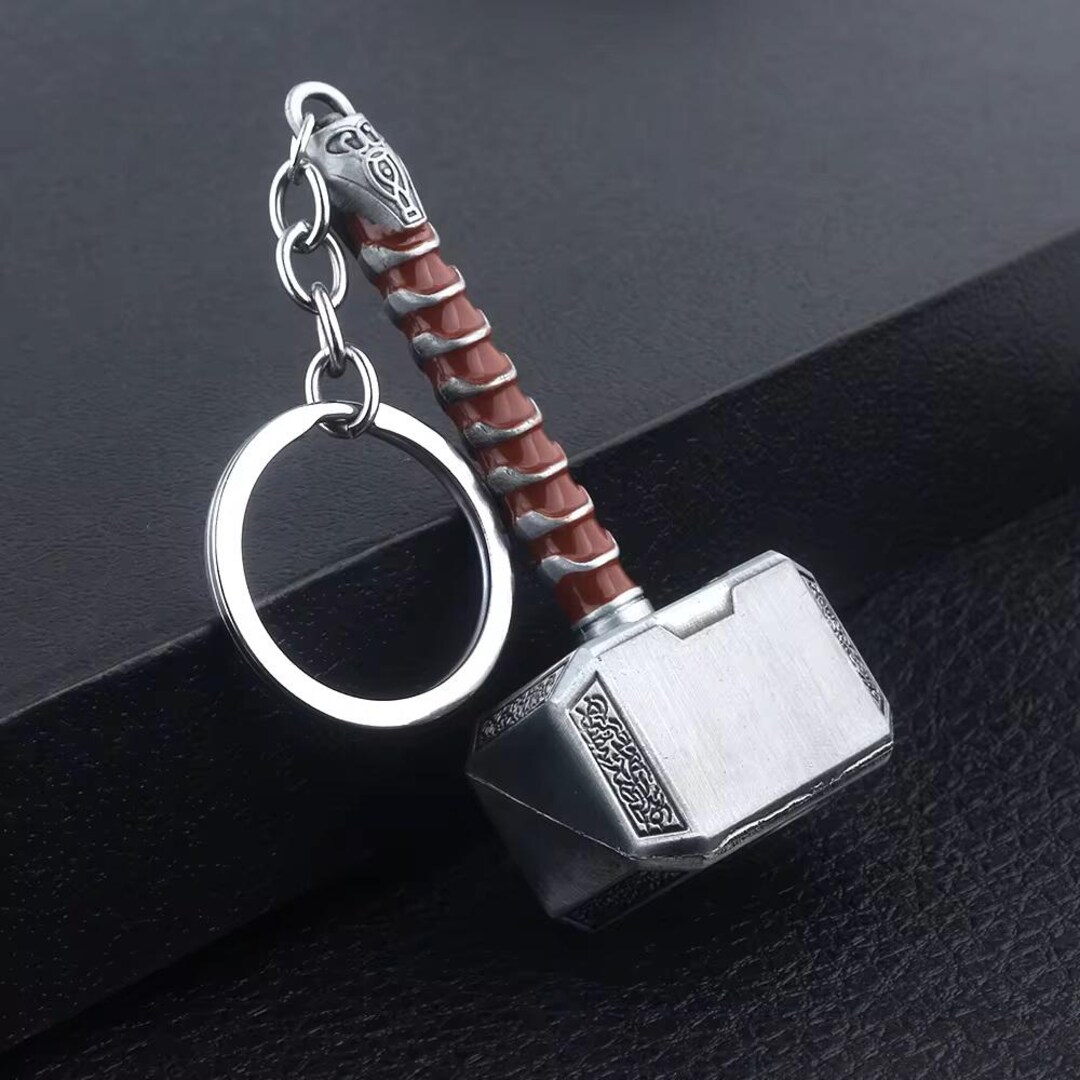 Marvel Avengers Keychain Set Thor, Captain America, and Stormbreaker ...