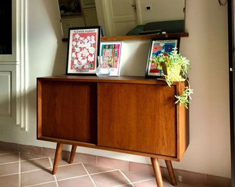 Mobile TV Smuxee Noce Scanalato 120 Cm | Per TV 55 Pollici | Con Ripiano Regolabile E 2 Armadi, Stile Mid Century - 2