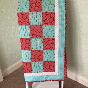 Handmade quilt, lap quilt, Christmas quilt , decorative throw