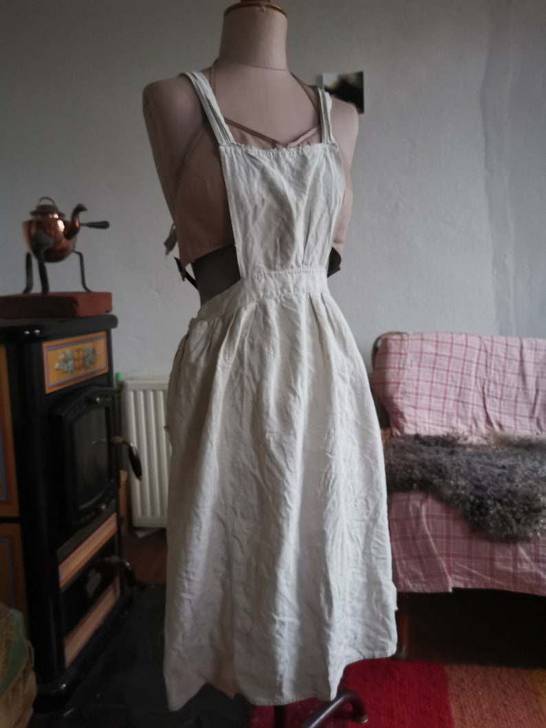 old kitchen apron linen with monogram HR