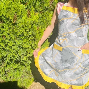 Marble apron, women flowers apron, Ukrainian apron, pink apron, waterproof apron