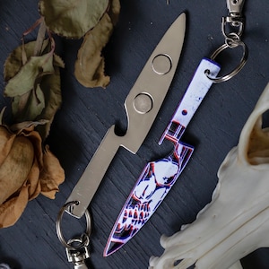 Skull BOTTLE OPENER - Goth bottle opener - Goth keychain - Unique bottle opener - Goth Gift