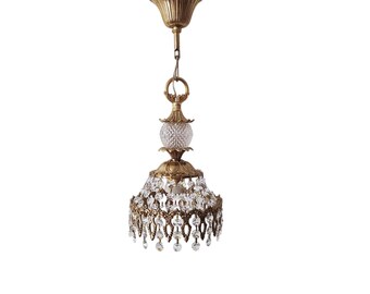 Lampadario vintage piccolo in cristallo dorato, plafoniera funzionante