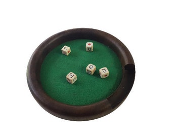 Vintage dice set Round green field for playing 5 dice