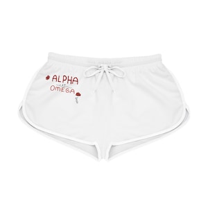 Shorts Relaxados com estampa Alpha Omega Rose | roupa esportiva branca para relaxar