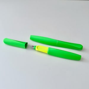 Pelikan Twist® vulpen voor rechts- en linkshandige gebruikers, neon groen, neon vulpen