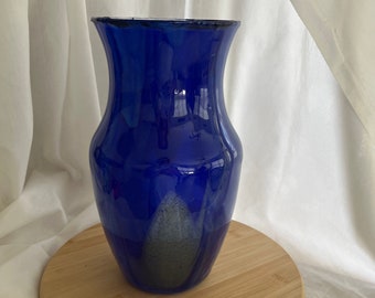 Paint poured vase,  blue vase, blue paint pour,  paint pour, blue flower vase
