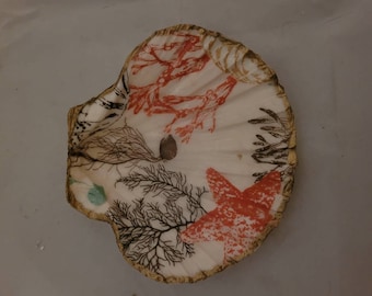 Poppies Shell Decoration Shell Art Decoupaged scallop shell Trinket Dish Ring Holder Party Favors Shell Art Candle Holder