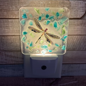 Dragonfly nightlight, Nightlight with Dragonfly, Dragonfly decor, Dragonfly light, Dragonfly night light, Glass Dragonfly image 6