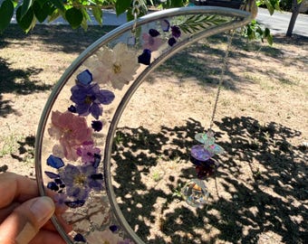 Moon Suncatcher: flower Resin Decor, Moon Gift, Gift for Moon Lover, Flower Moon Gift, Moon Art, celestial art, moon with flowers, moon sun