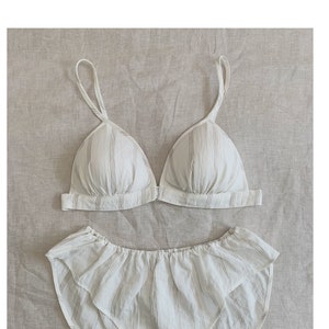 Linen bra/ striped linen bra/Linen bralette/ linen sleepwear/ linen home wear/ summer linen bra/ linen lingerie/ triangle bra