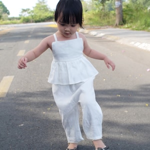 Off White linen jumpsuit for baby girls/ summer girl outfit/ linen baby romper, baby overalls , toddler jumpsuit